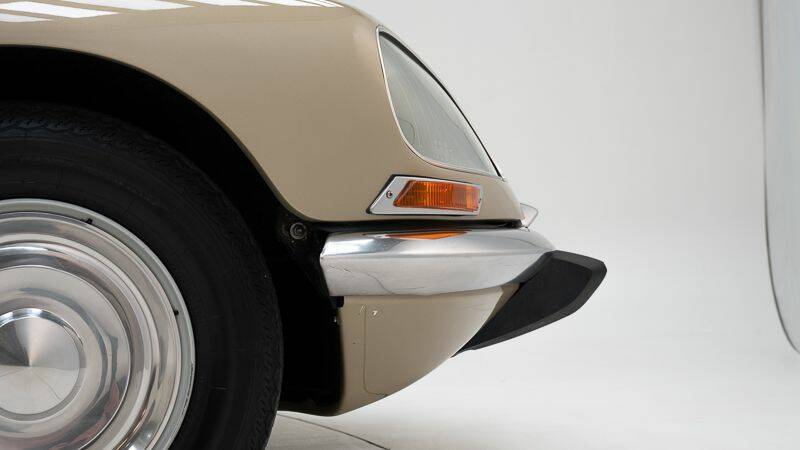 Image 12/15 of Citroën DS 21 (1970)