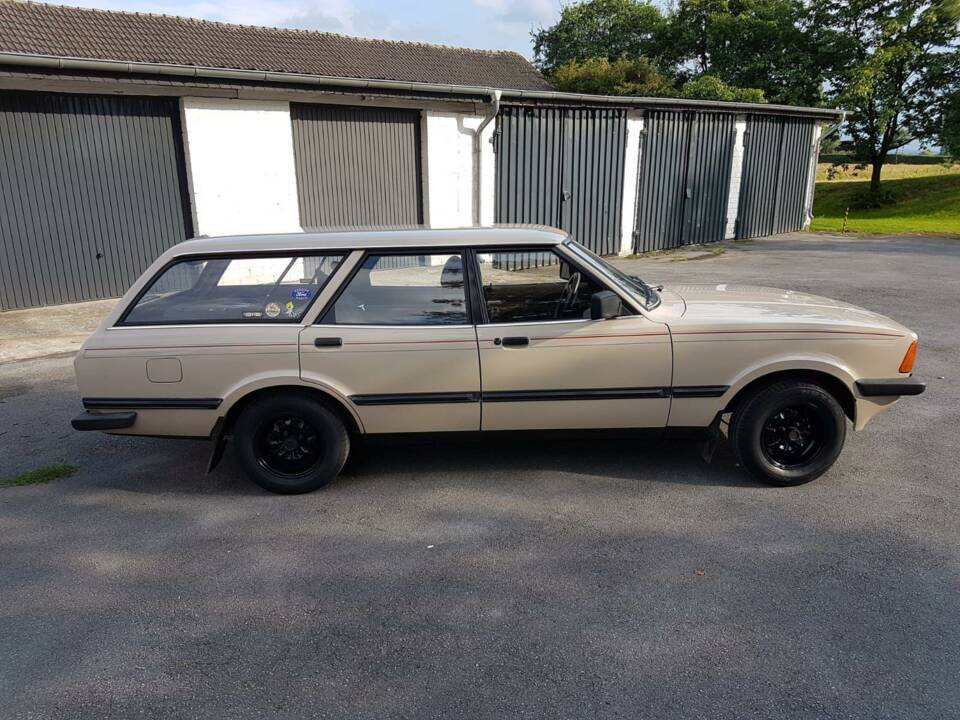 Imagen 3/16 de Ford Taunus 2.3 Turnier V6 (1982)
