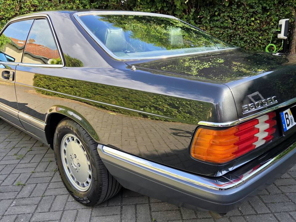 Afbeelding 3/31 van Mercedes-Benz 560 SEC (1991)