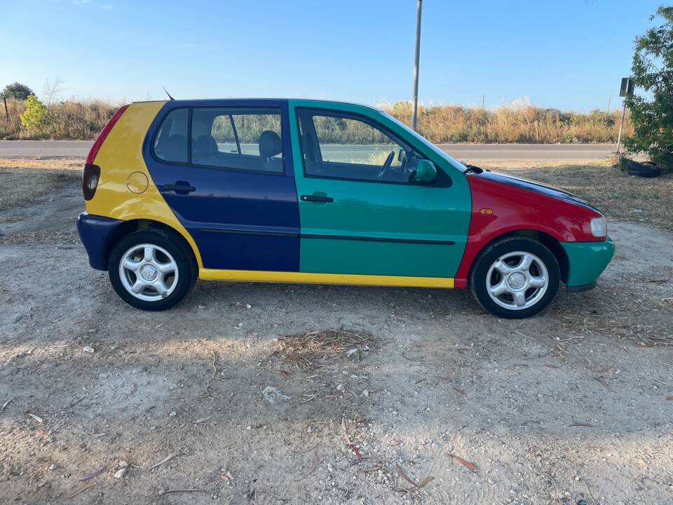Afbeelding 6/39 van Volkswagen Polo III 1.6 Harlekin (1996)