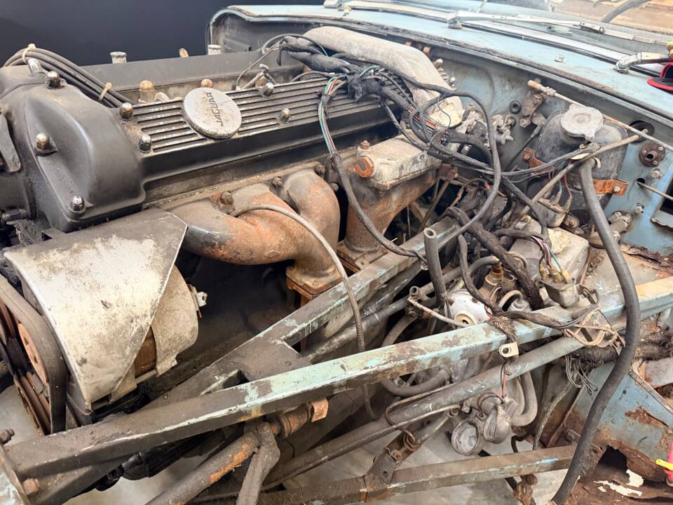 Image 43/53 de Jaguar Type E 4.2 (1967)