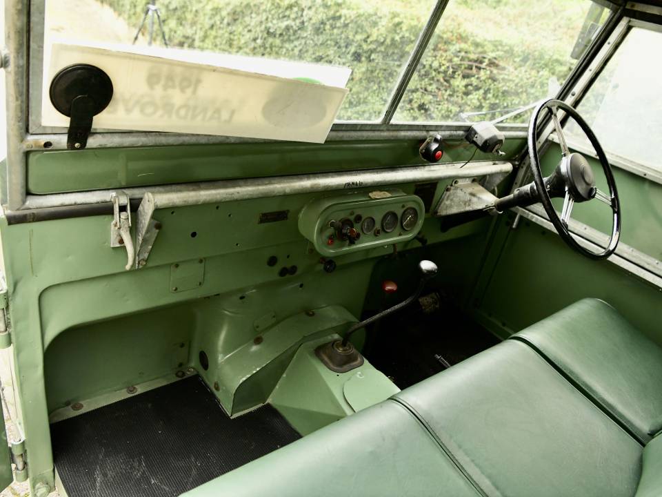 Image 26/44 of Land Rover 80 (1949)