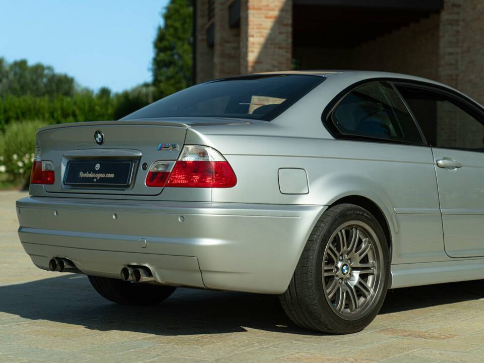 Image 17/50 of BMW M3 (2002)