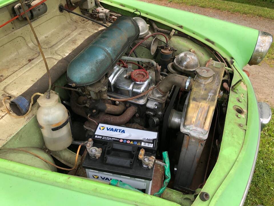 Image 2/7 of Skoda Octavia (1961)