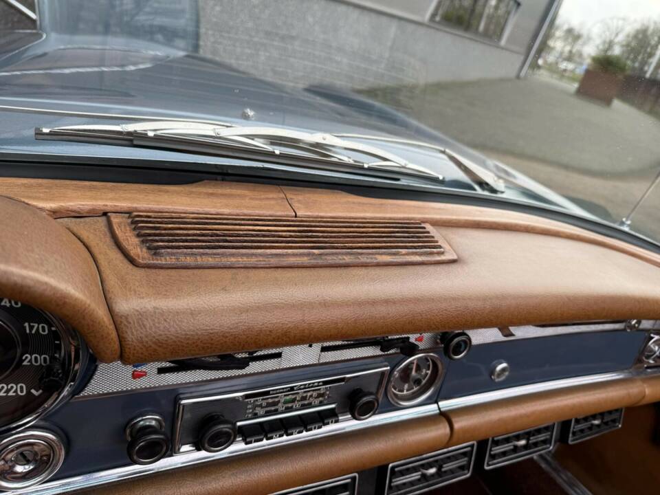 Immagine 35/50 di Mercedes-Benz 280 SL (1969)
