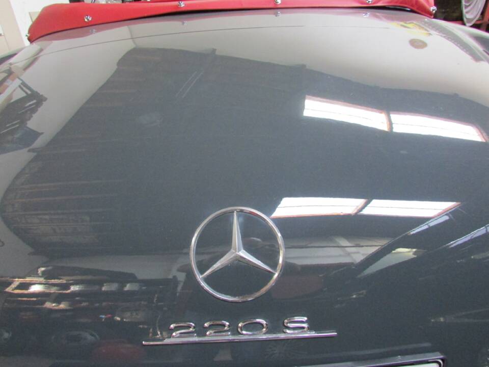 Bild 41/73 von Mercedes-Benz 220 S Cabriolet (1957)
