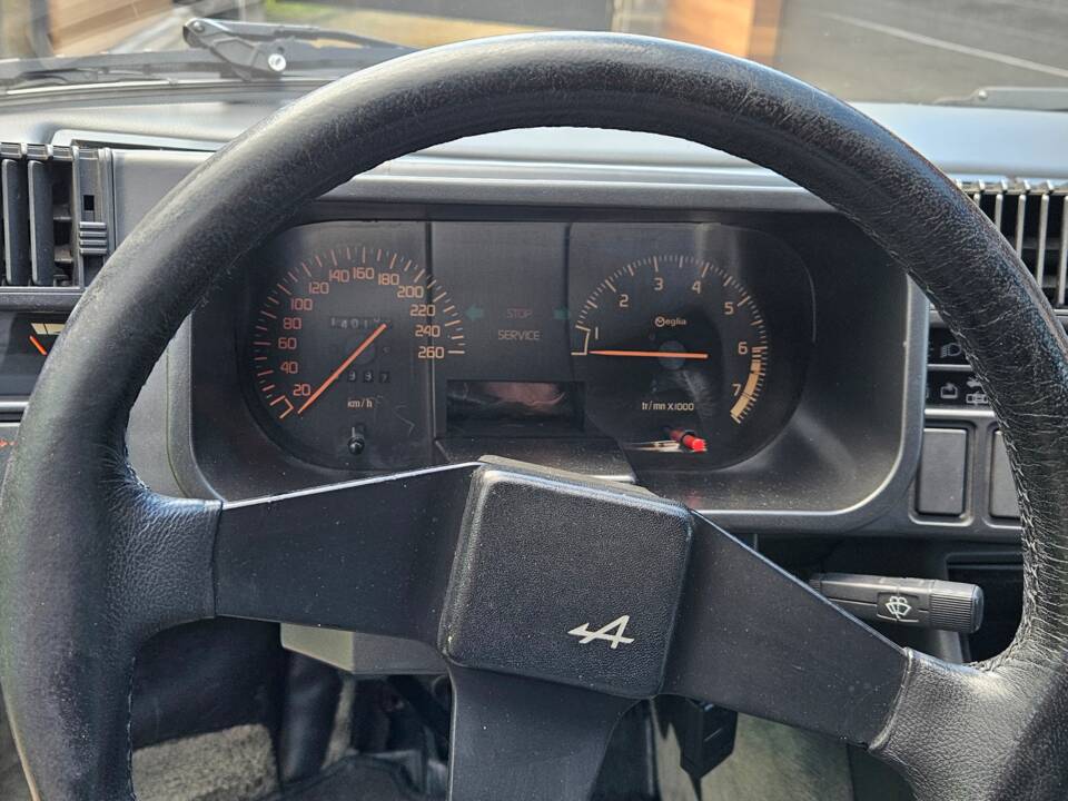 Bild 6/8 von Alpine GT V6 (1986)