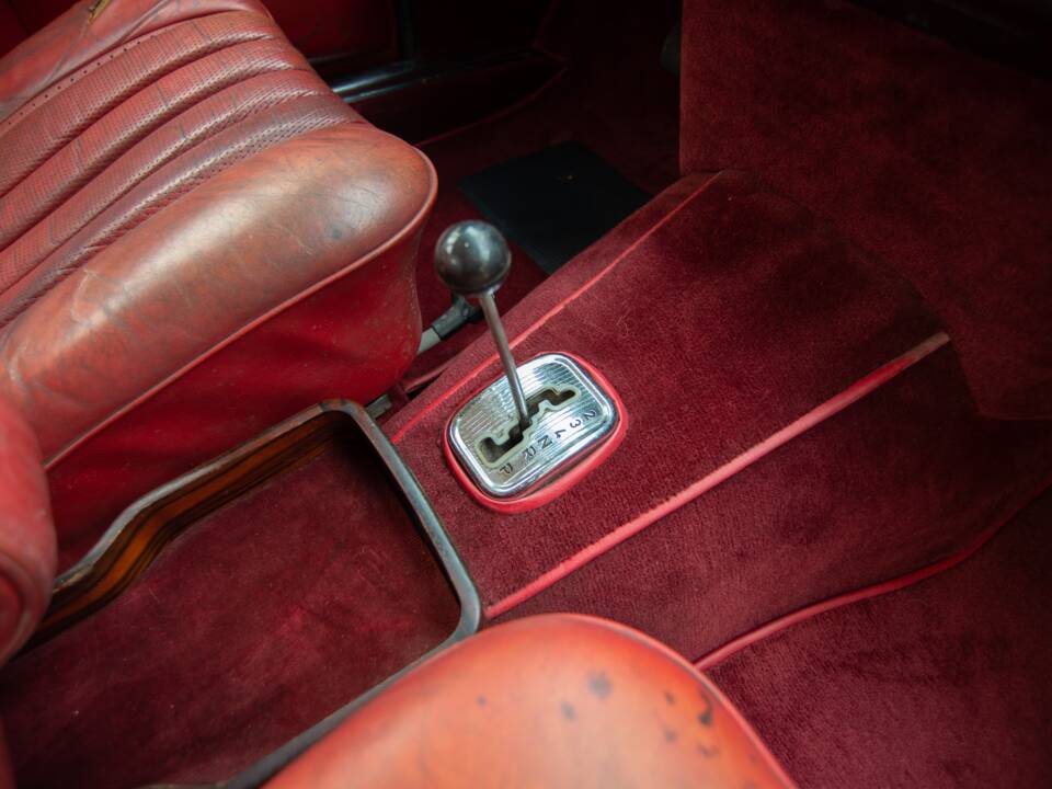Bild 20/36 von Mercedes-Benz 300 SEL 6.3 (1969)