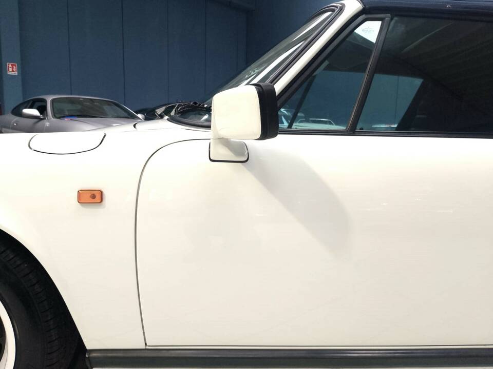 Bild 21/77 von Porsche 911 Carrera 3.2 (1984)