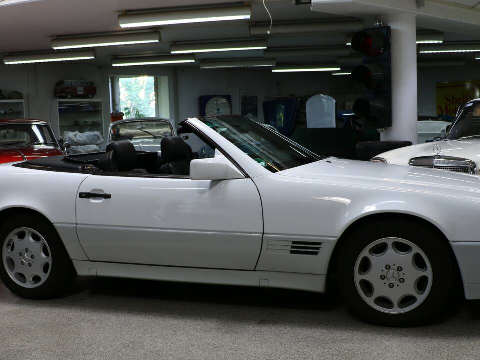 Bild 33/36 von Mercedes-Benz 300 SL (1992)
