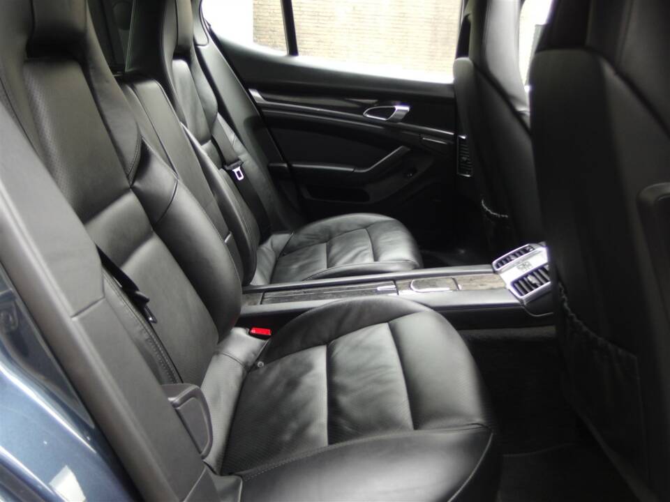 Imagen 84/99 de Porsche Panamera Turbo (2009)