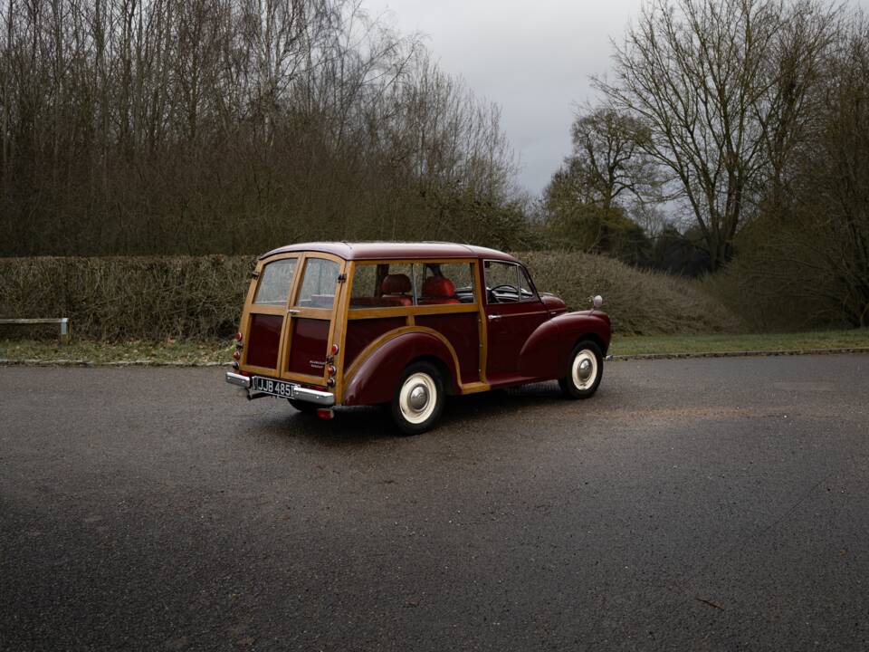 Image 20/43 of Morris Minor 1000 Traveller (1966)