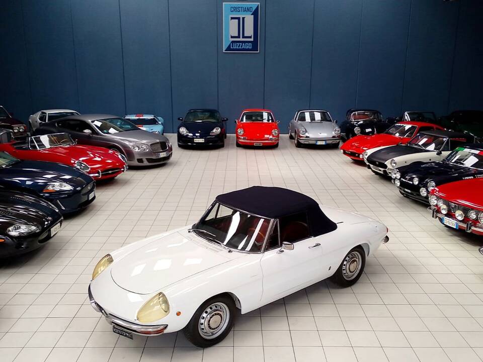 Bild 4/52 von Alfa Romeo 1750 Spider (1969)