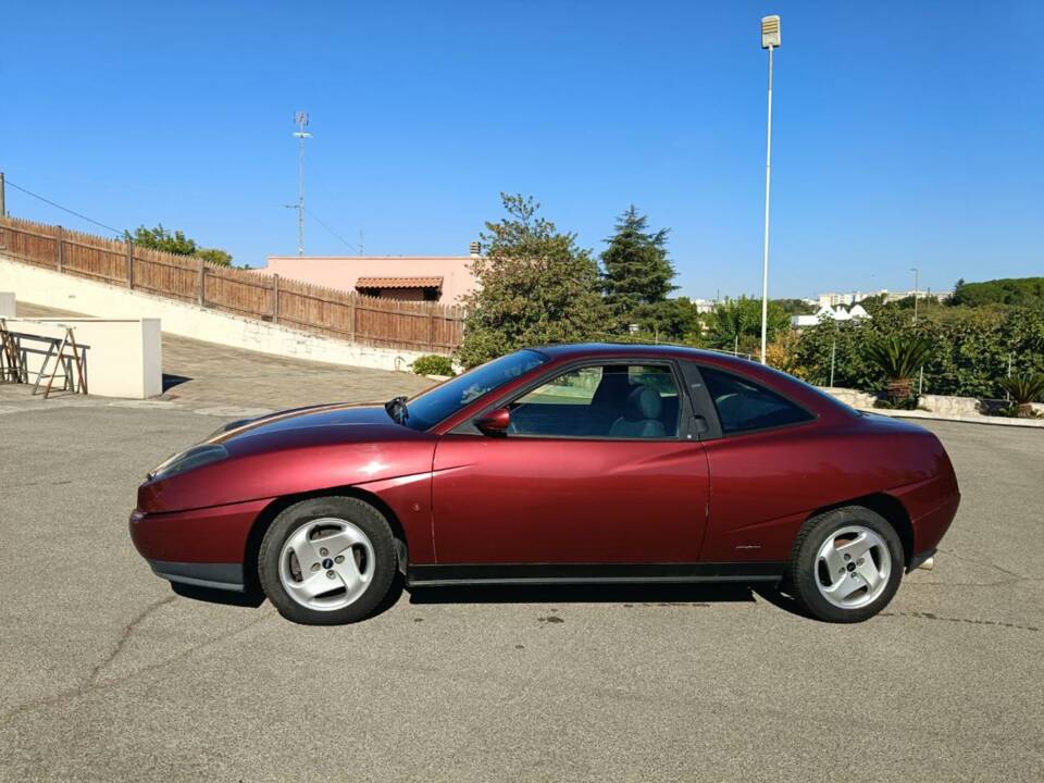 Image 16/50 of FIAT Coupé 1.8 16V (1997)