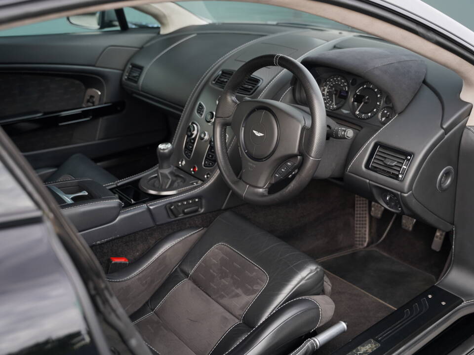 Imagen 12/50 de Aston Martin V8 Vantage N430 (2016)