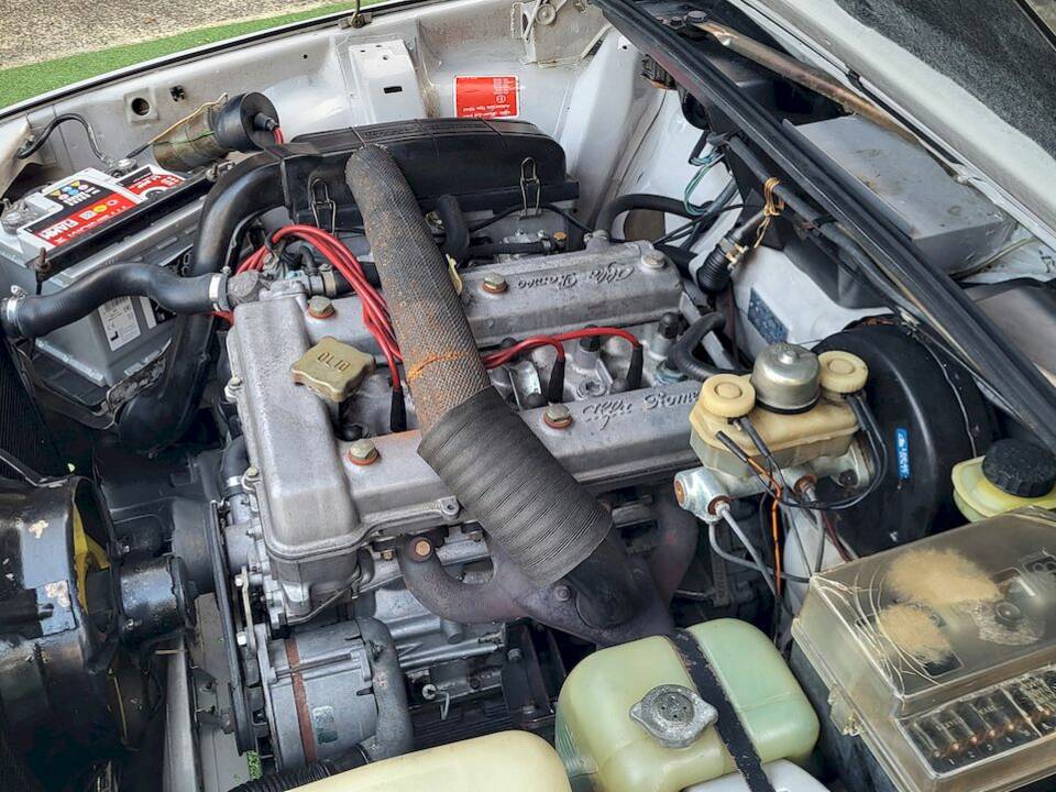 Image 48/51 of Alfa Romeo Giulietta 1.3 (1979)