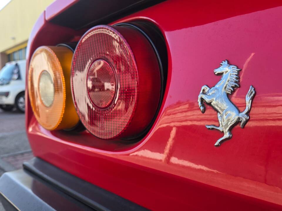 Image 74/95 of Ferrari 308 GTBi Quattrovalvole (1984)