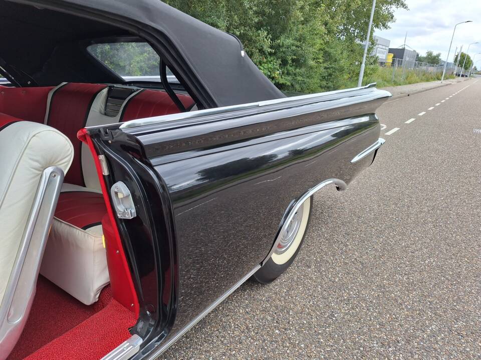 Afbeelding 34/66 van Oldsmobile Super 88 (1959)