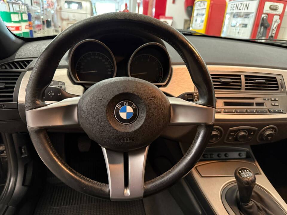 Image 9/20 de BMW Z3 2.2i (2002)