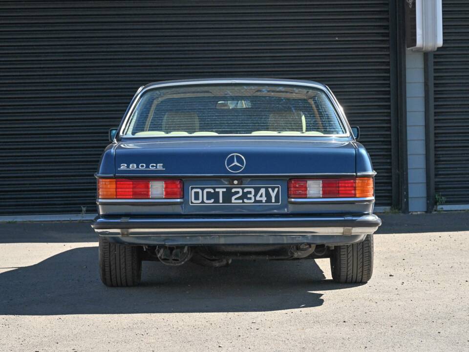 Bild 10/50 von Mercedes-Benz 280 CE (1983)