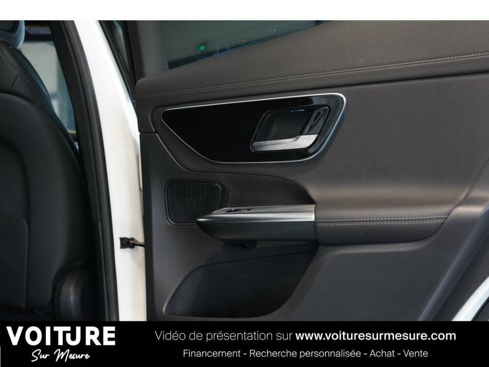 Bild 18/25 von Mercedes-Benz GLC 300 4MATIC (2024)