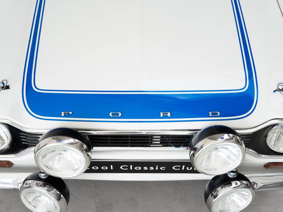 Image 27/47 de Ford Escort RS 2000 (1975)