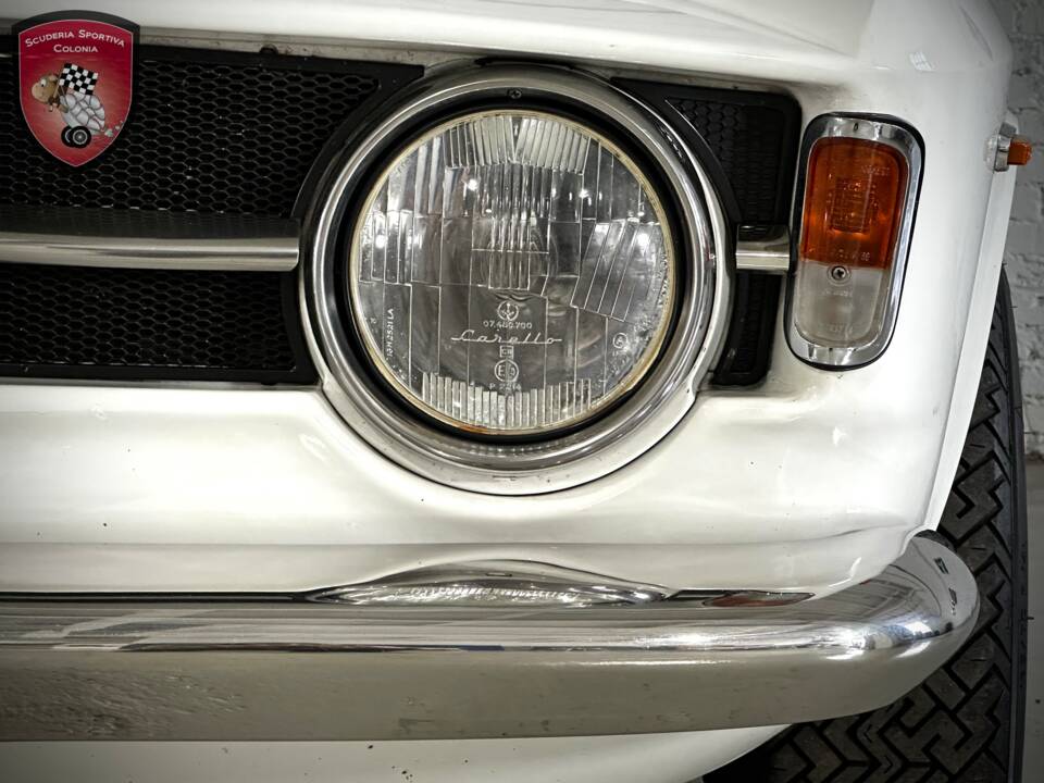 Immagine 21/53 di Alfa Romeo Giulia GT 1300 Junior (1970)