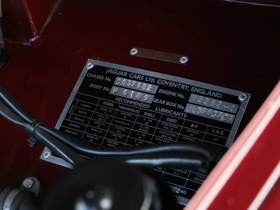 Immagine 46/50 di Jaguar XK 150 SE DHC (1958)
