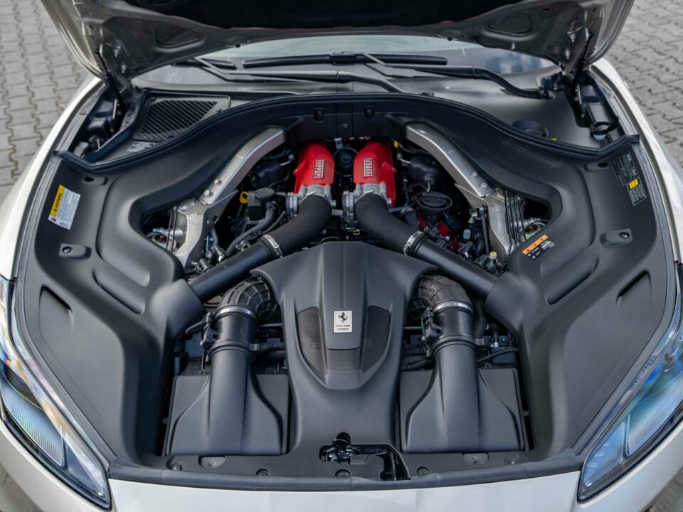 Image 31/44 of Ferrari Portofino M (2022)