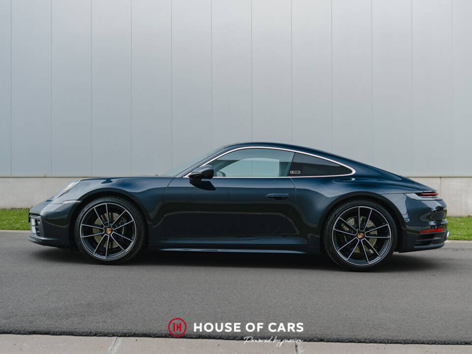 Image 9/50 of Porsche 911 Carrera 4S &quot;Belgian Legend Edition&quot; (2020)