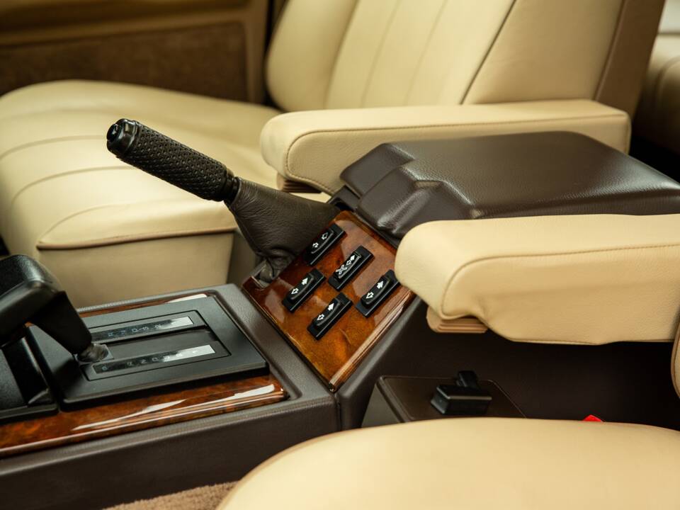 Bild 30/50 von Land Rover Range Rover Classic Vogue SE (1993)