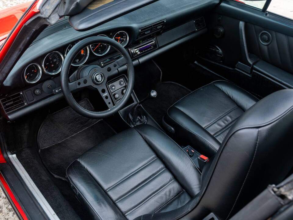 Bild 3/35 von Porsche 911 Carrera 3.2 (1987)
