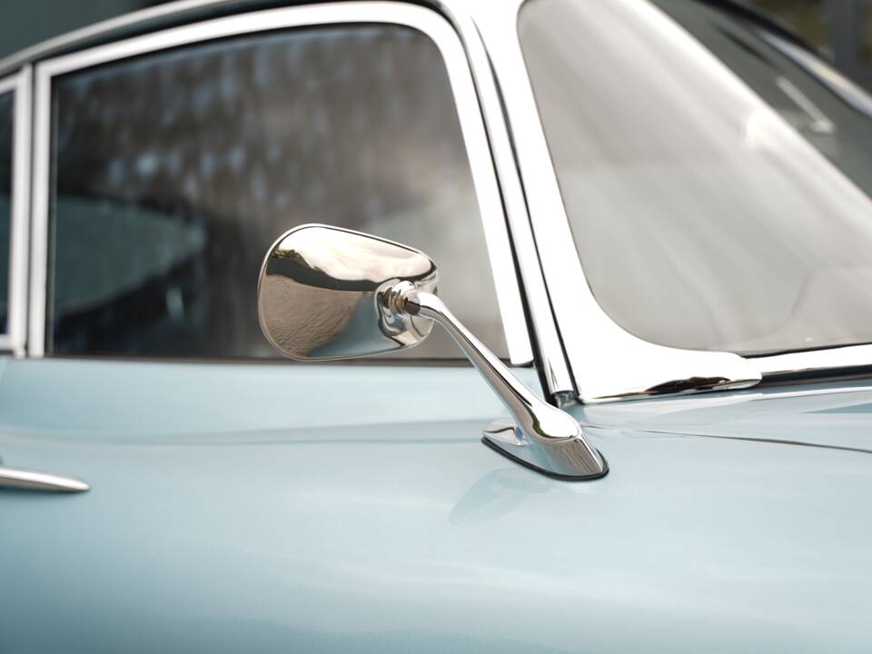 Image 39/50 de Jaguar Type E 3.8 (1962)