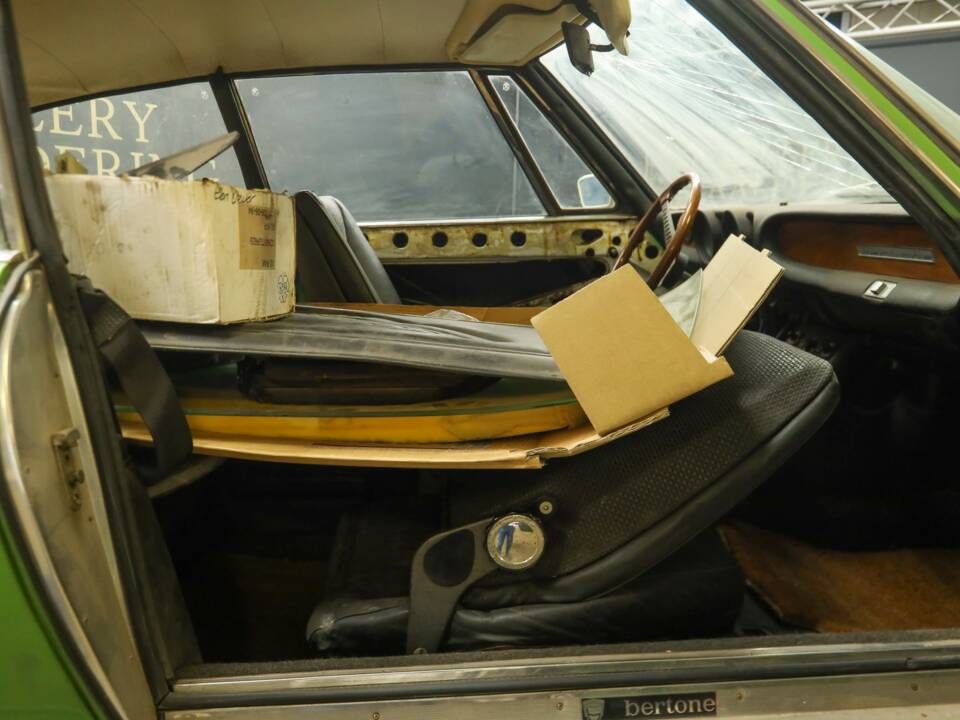 Image 21/48 of FIAT Dino Coupe (1968)
