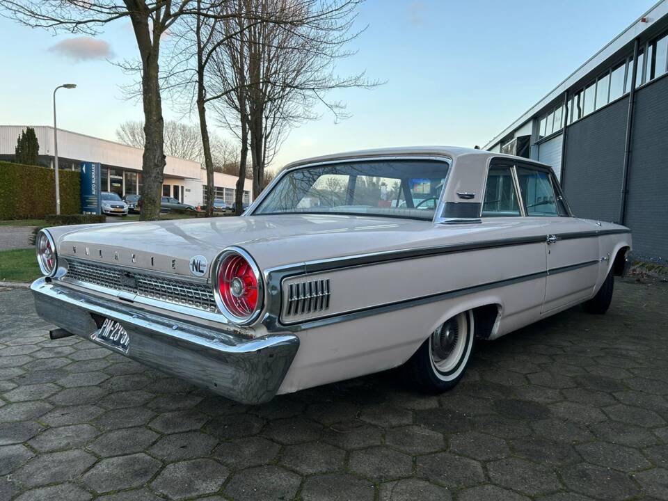 Image 4/8 de Ford Galaxie 500 XL (1963)