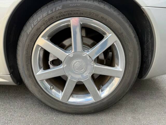 Image 31/31 of Cadillac XLR (2010)