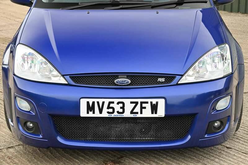 Image 19/50 of Ford Focus RS (2003)