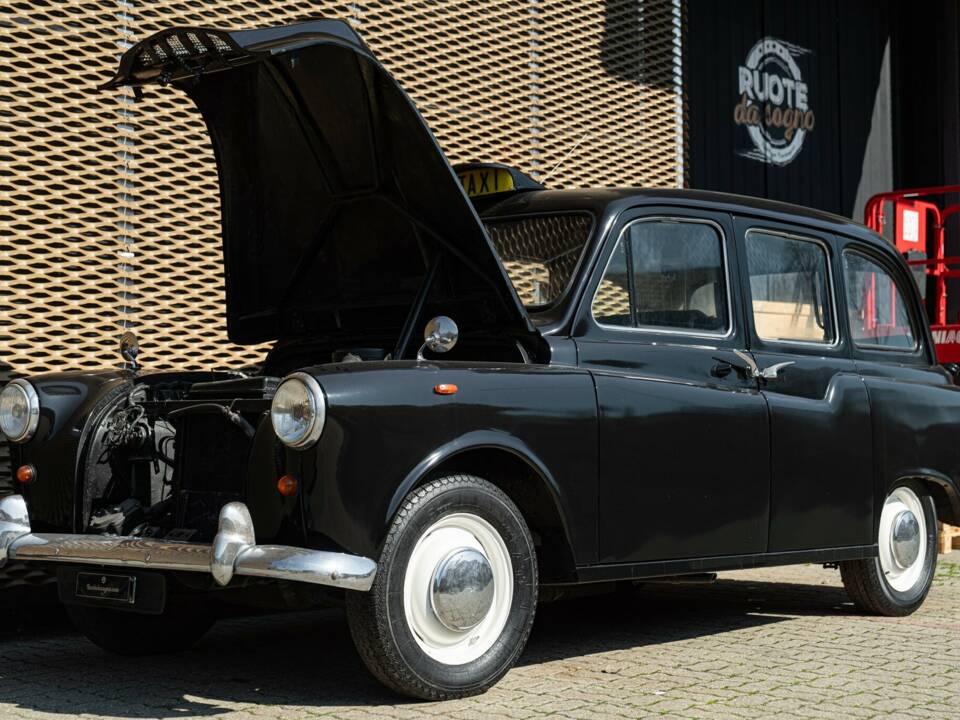Bild 34/36 von Austin FX 4 D London Taxi (1961)