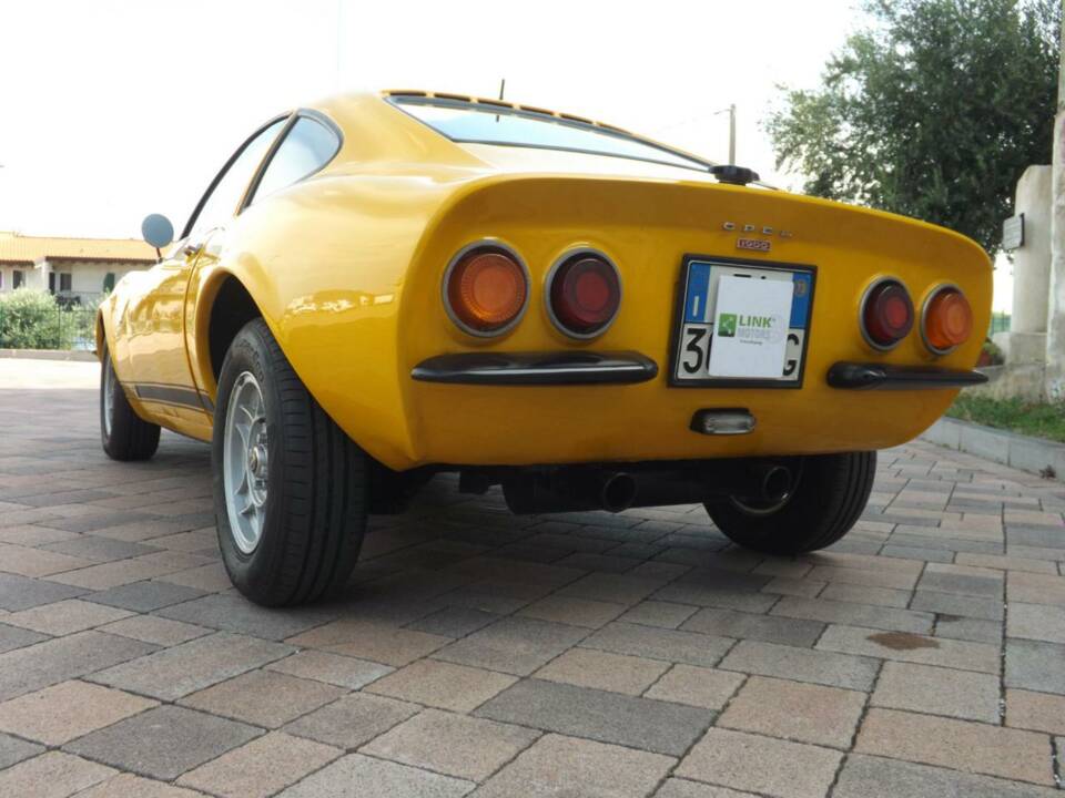 Bild 12/50 von Opel GT 1900 (1973)