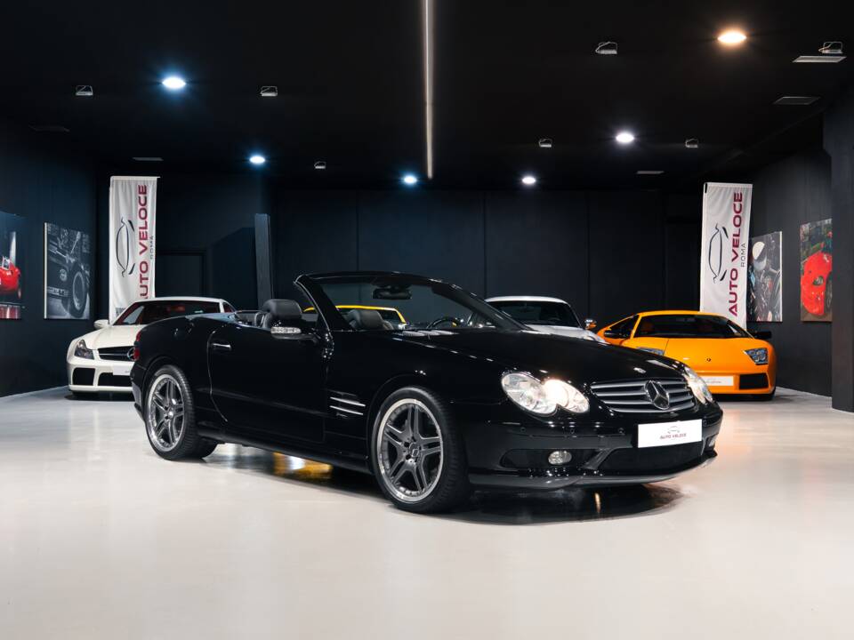 Image 3/31 of Mercedes-Benz SL 55 AMG (2003)