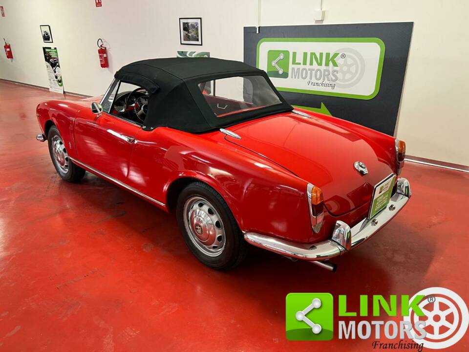 Immagine 4/10 di Alfa Romeo Giulietta Spider (1962)