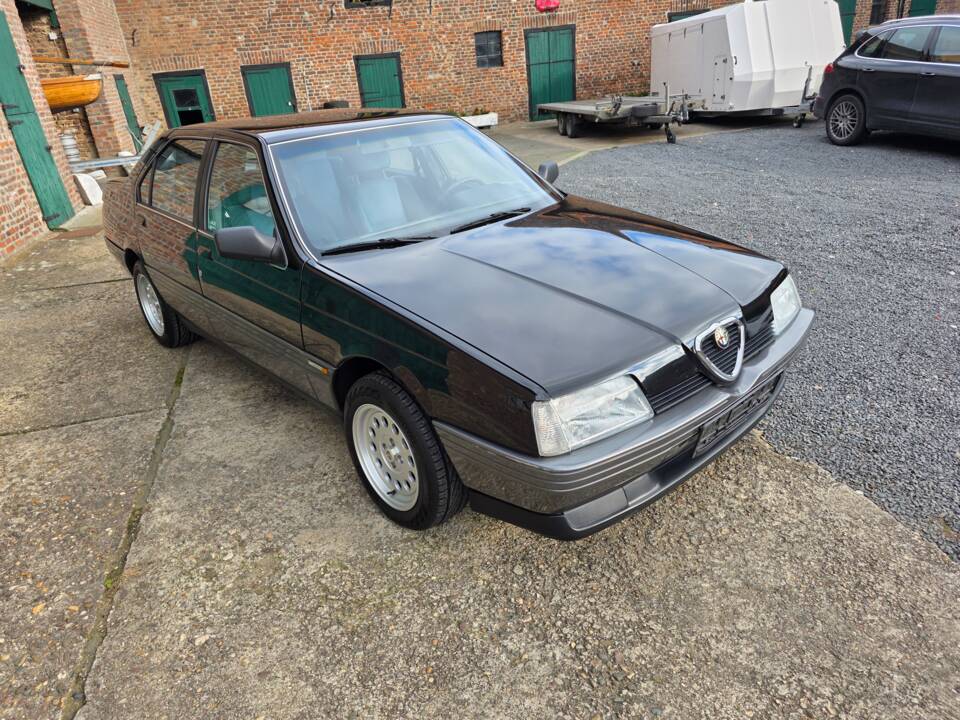 Bild 25/55 von Alfa Romeo 164 2.0 (1989)