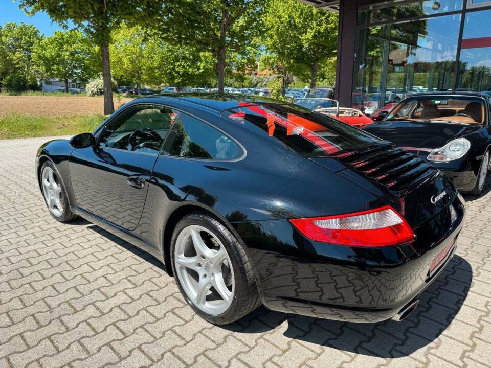 Image 3/20 of Porsche 911 Carrera (2006)