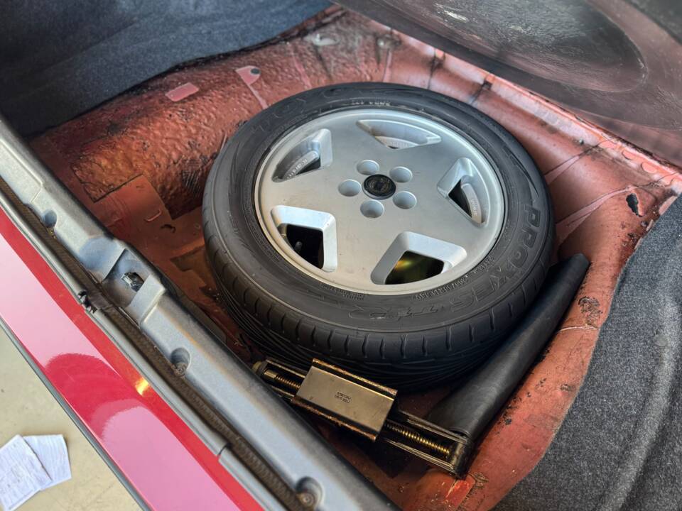 Bild 21/55 von Lancia Thema 8.32 (1991)