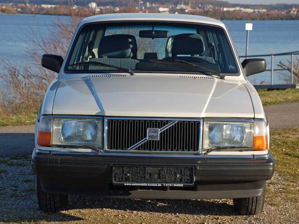Afbeelding 5/45 van Volvo 245 GL (1991)