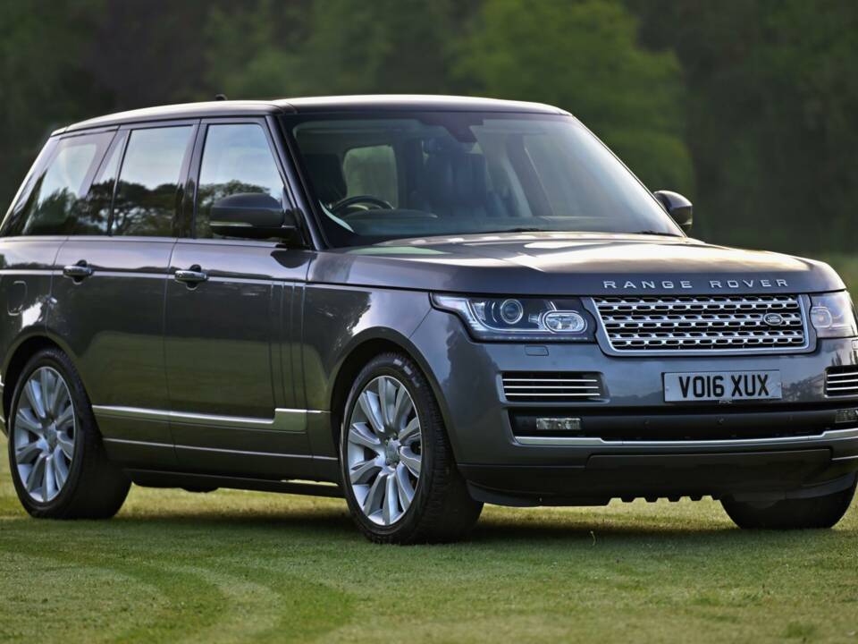 Image 7/50 de Land Rover Range Rover Autobiography SDV8 (2016)