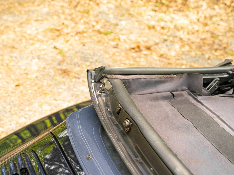 Immagine 22/47 di Porsche 911 Carrera (1994)