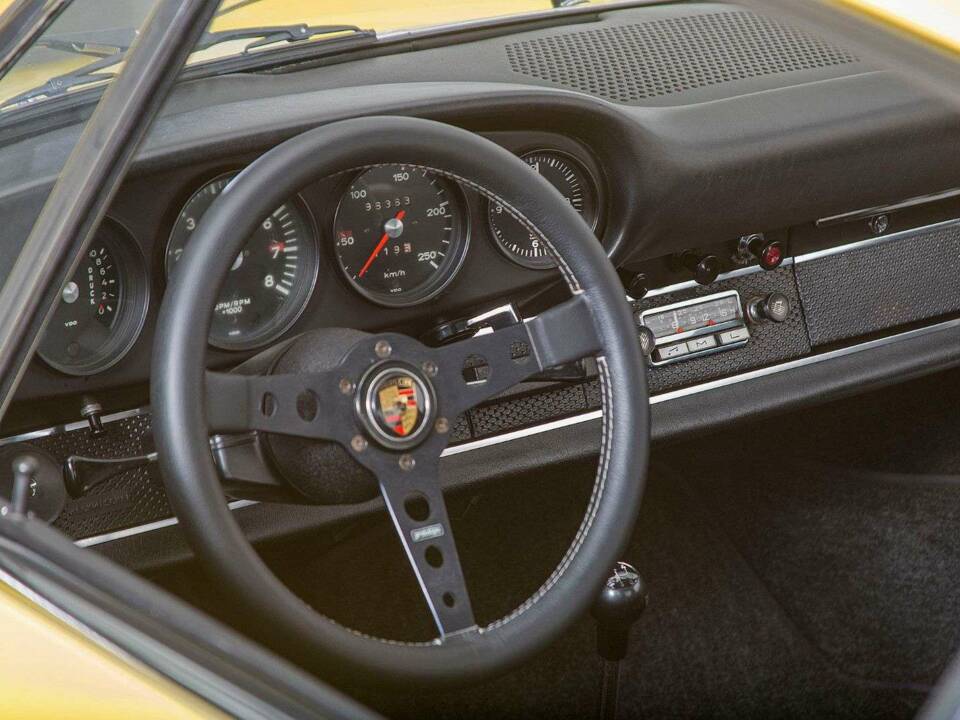 Bild 12/20 von Porsche 911 2.0 L (1968)