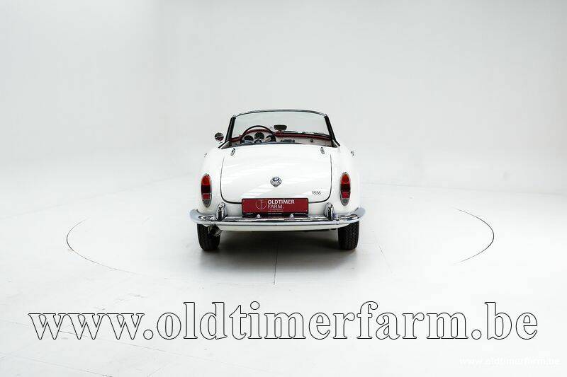 Image 7/30 de Alfa Romeo Giulia 1600 Spider Veloce (1965)