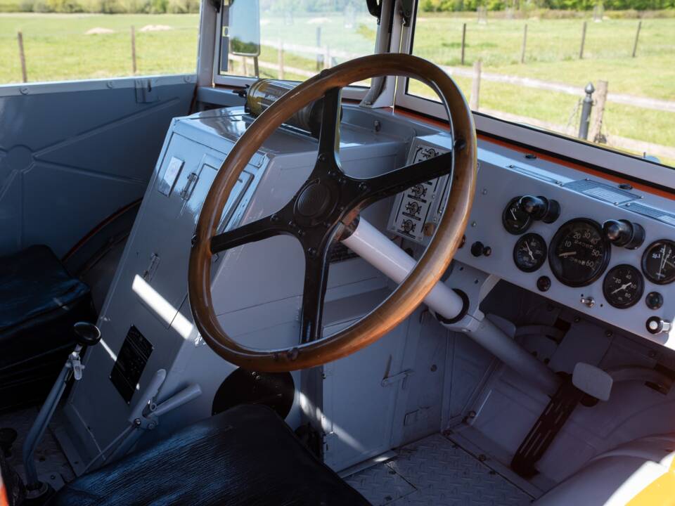 Bild 31/50 von Chevrolet COE Truck (1944)